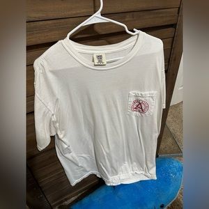 Arkansas baseball houndstooth comfort color T-shirt. Size large